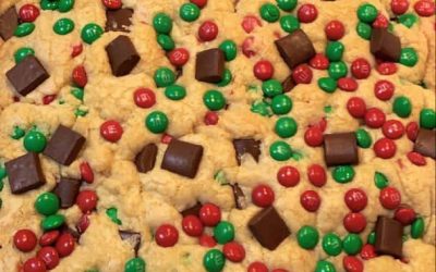 JULEMØNSTER M&M-KAKEBARS