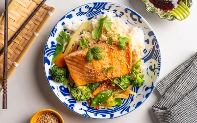 Wok med laks teriyaki