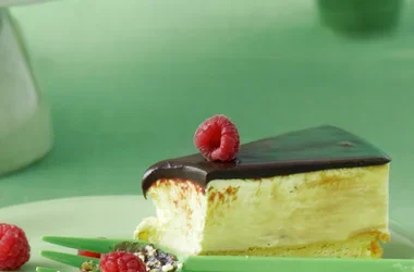 Ostekake med sjokoladeglasur
